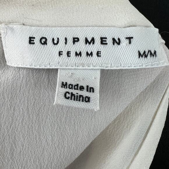 EQUIPMENT Femme White Silk Pleated Front Long Sleeve Round Neck Blouse Top Sz M - Picture 8 of 10